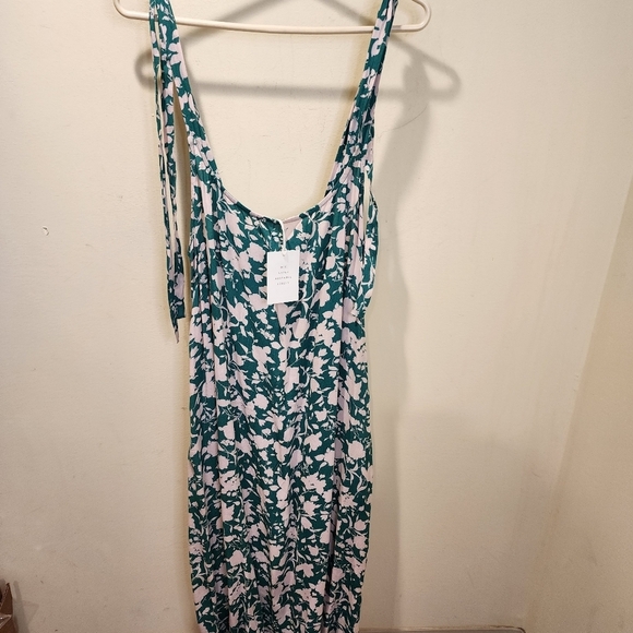 Free Asambly Green Floral Strappy Midi Dress size XL NWT - Picture 2 of 12